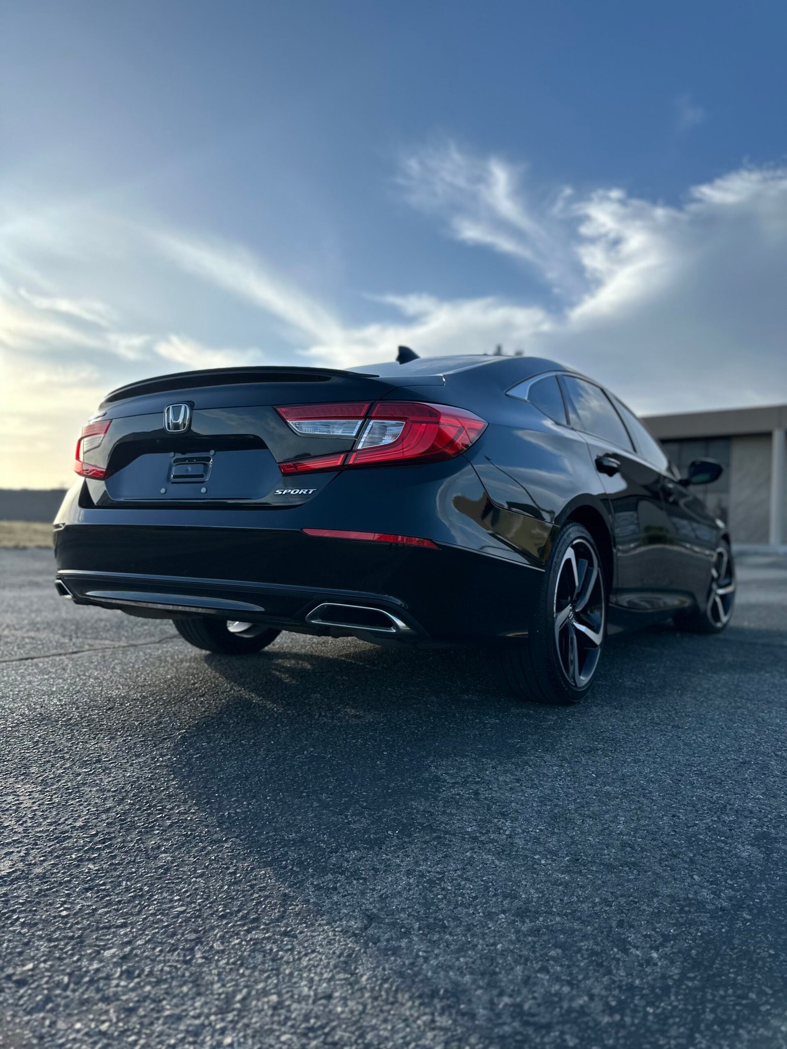 
								2022 HONDA ACCORD SPORT full									
