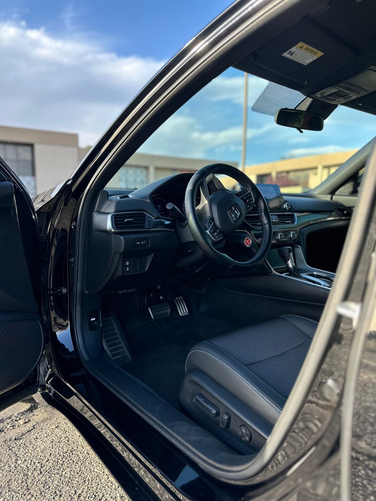 
								2022 HONDA ACCORD SPORT full									
