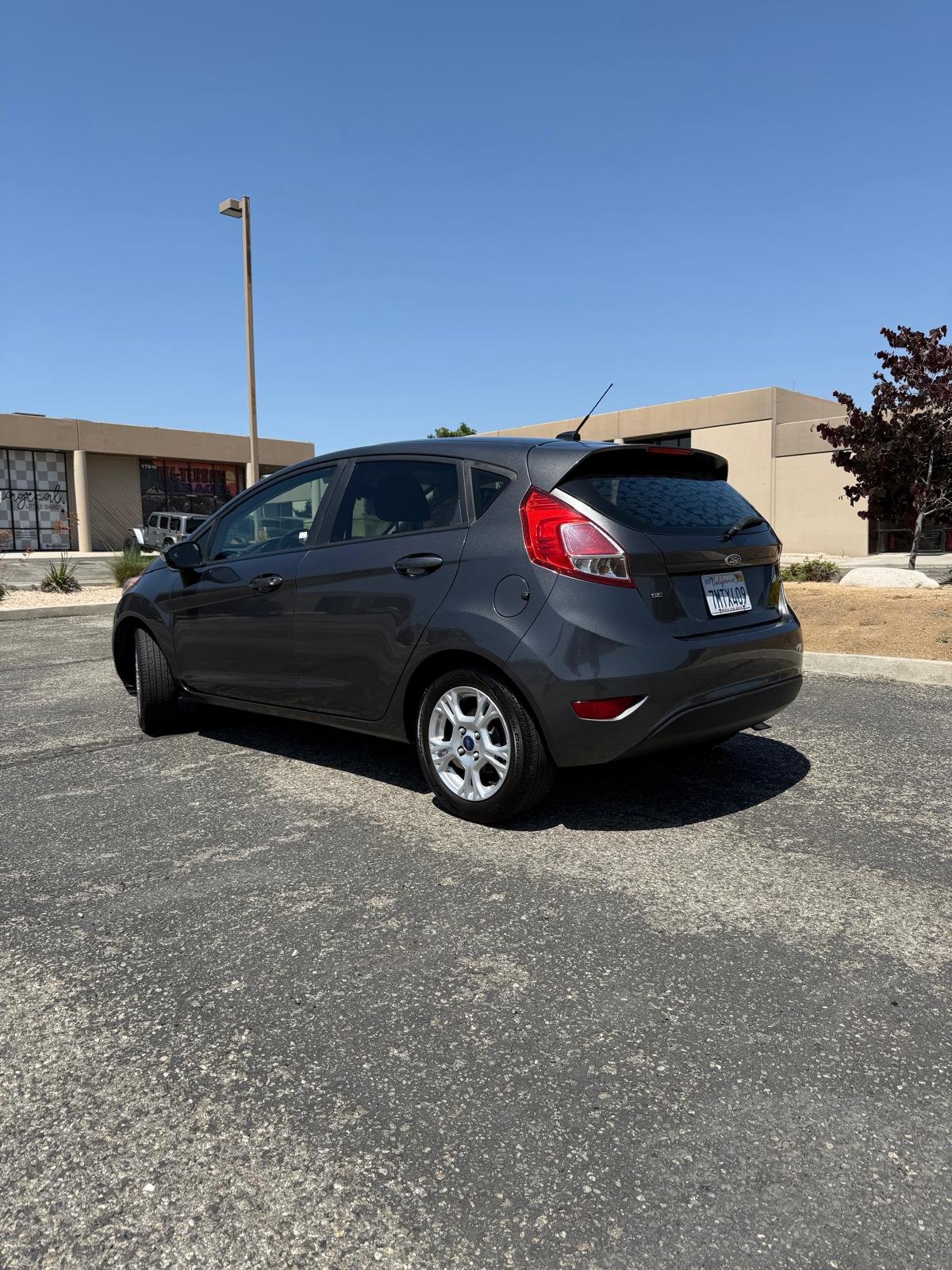 
								2015 Ford Fiesta full									