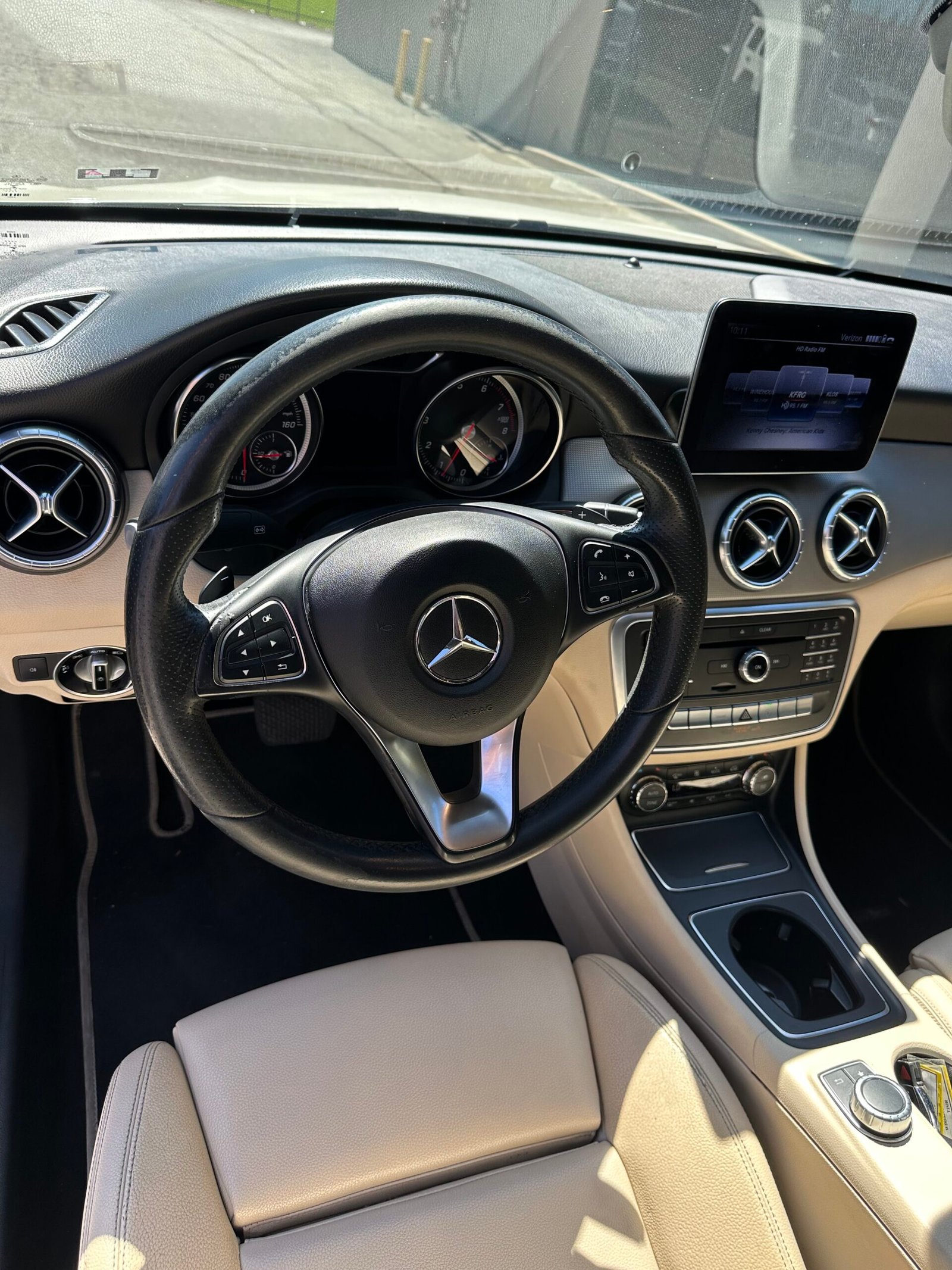
								2018 Mercedes-Benz CLA250 full									