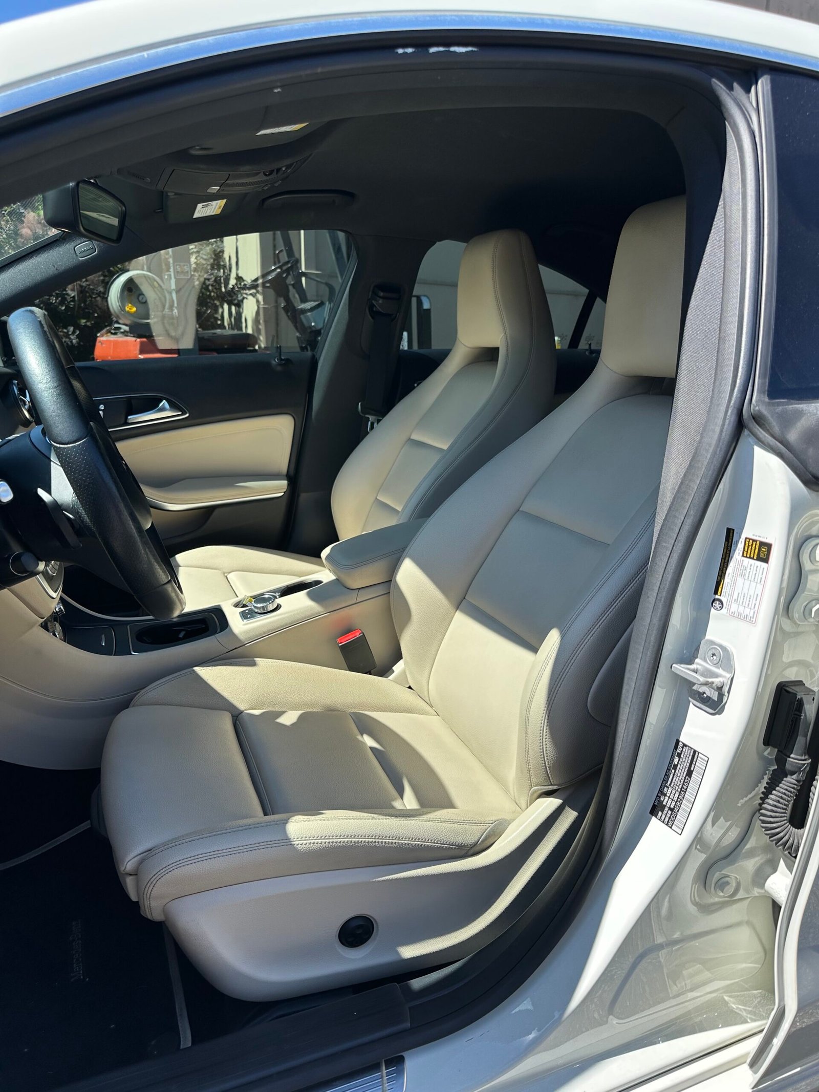 
								2018 Mercedes-Benz CLA250 full									