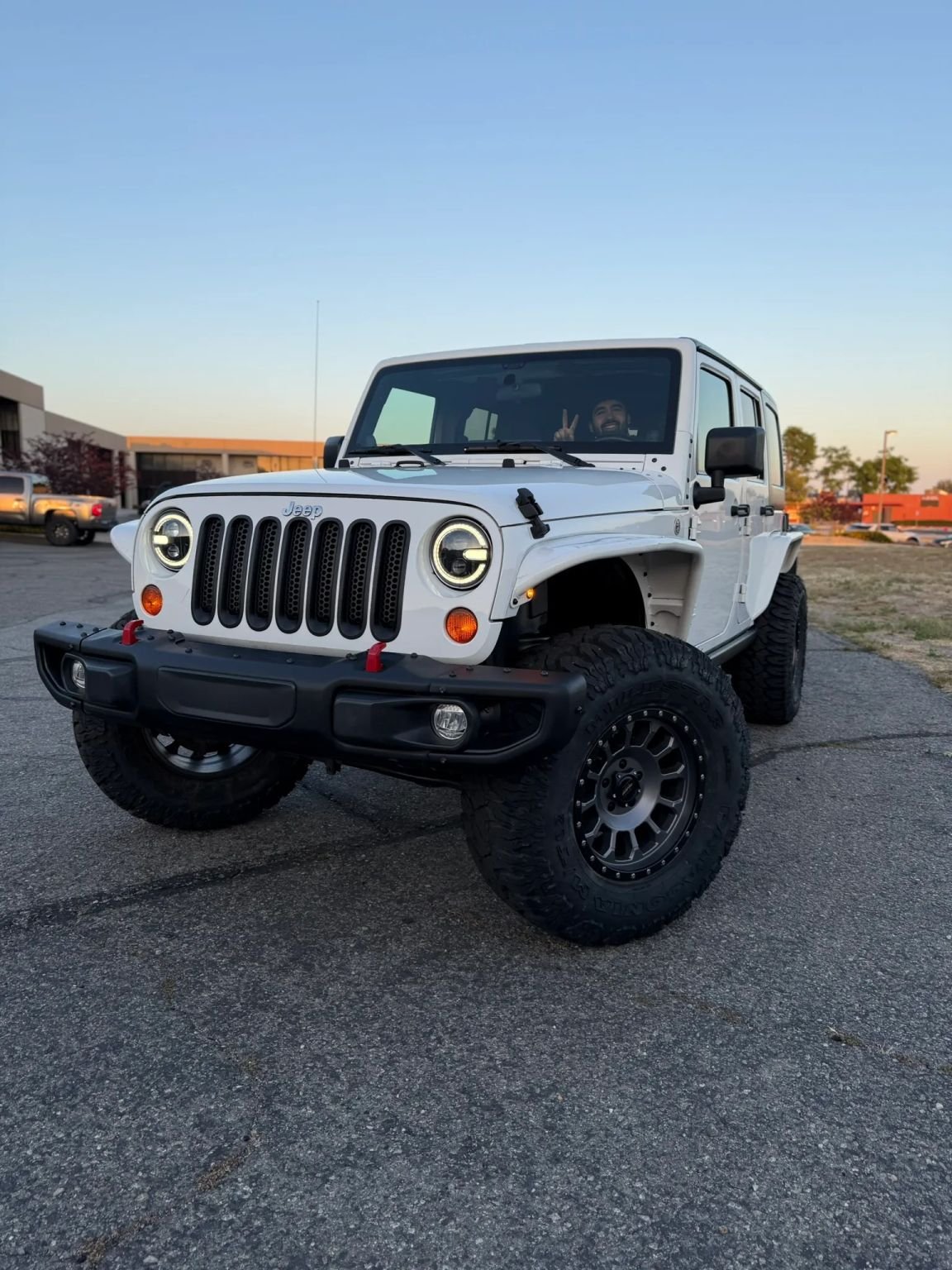 
								2012 Jeep Wrangler Unlimited Sport SUV 4D full									