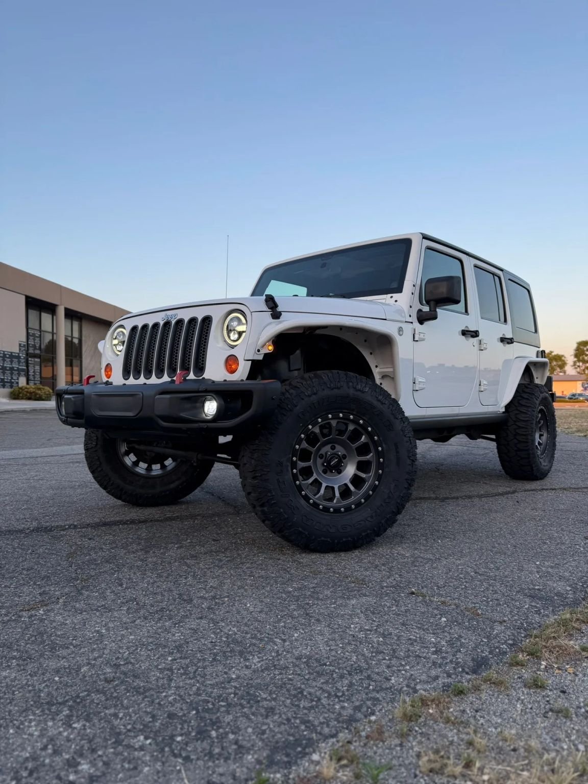 
								2012 Jeep Wrangler Unlimited Sport SUV 4D full									