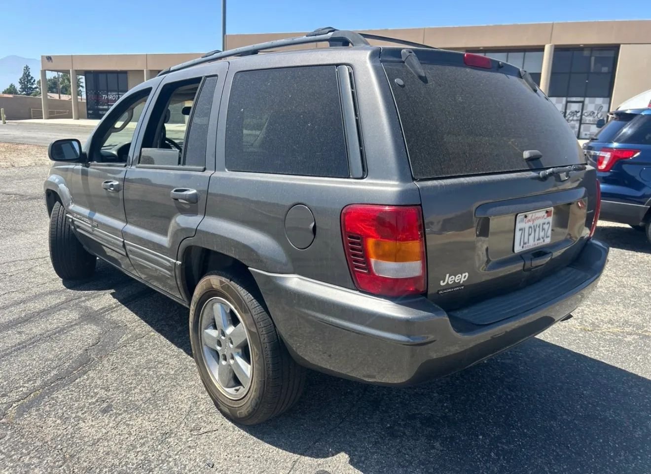 
								2004 Jeep Grand Cherokee Limited Sport Utility 4D full									