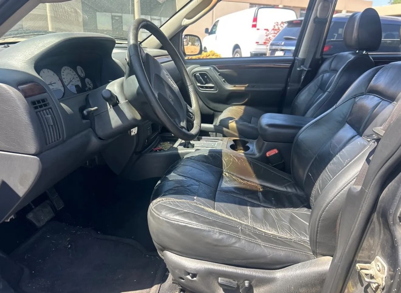 
								2004 Jeep Grand Cherokee Limited Sport Utility 4D full									