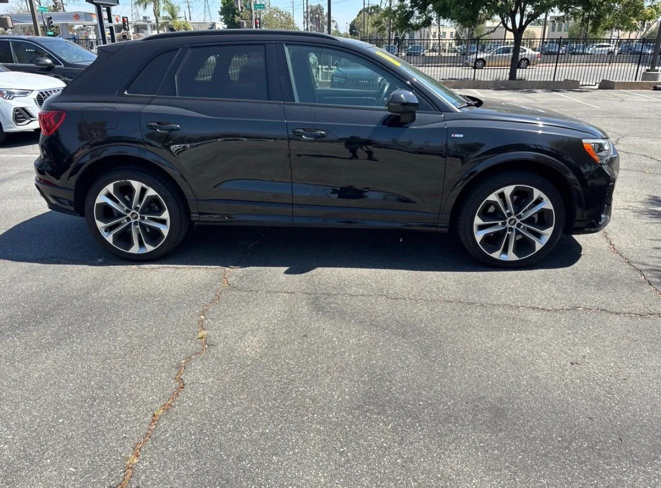 
								2021 Audi Q3 45 TFSI S line Premium Sport Utility 4D full									