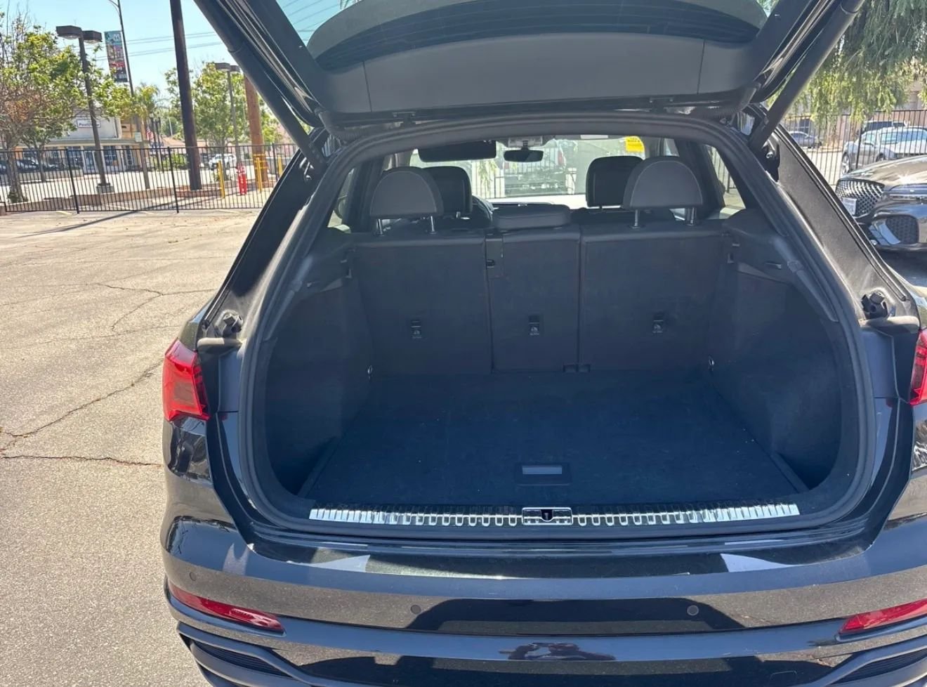 
								2021 Audi Q3 45 TFSI S line Premium Sport Utility 4D full									