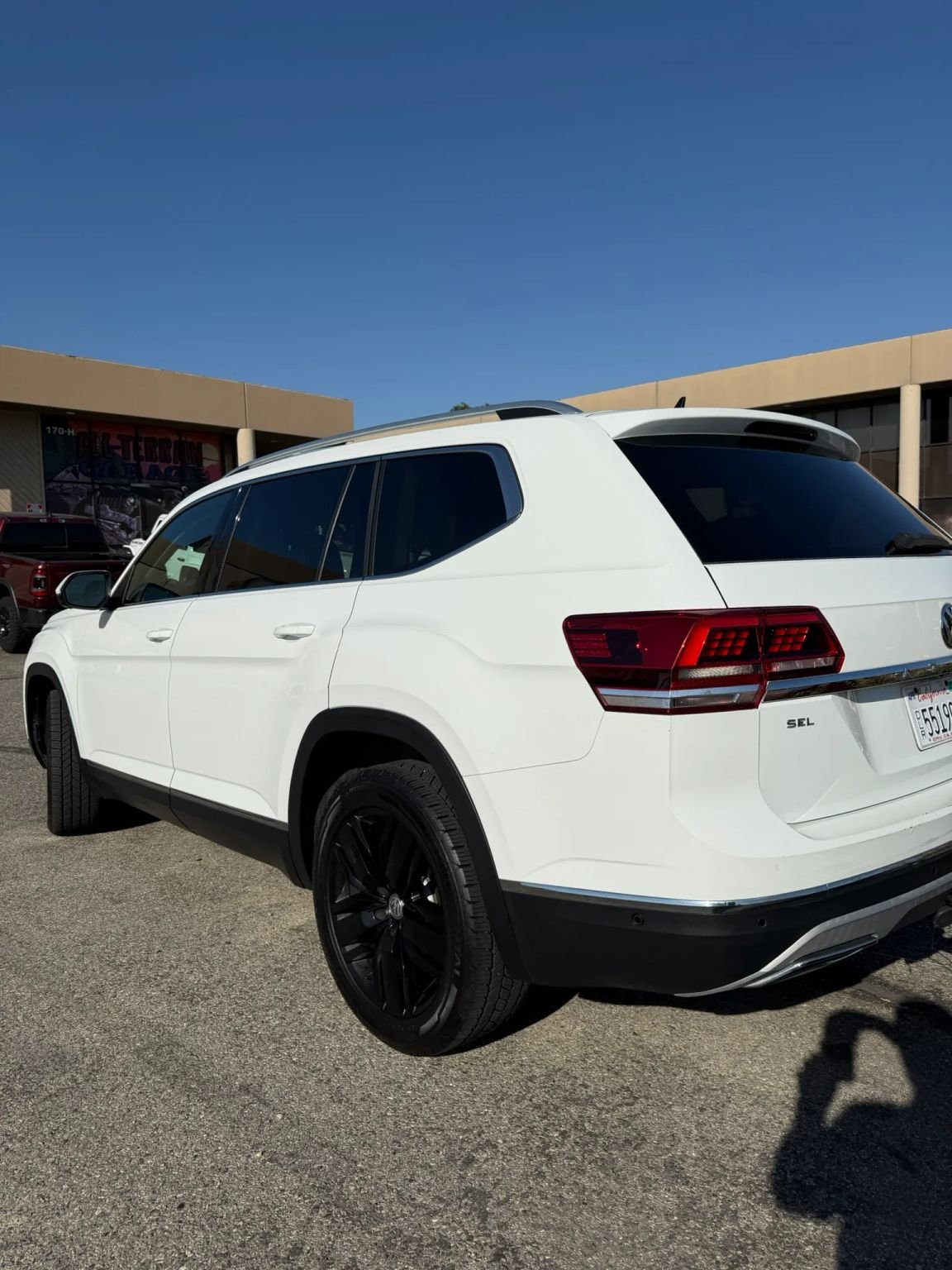 
								2019 Volkswagen Atlas SEL Premiuim 4Motion full									