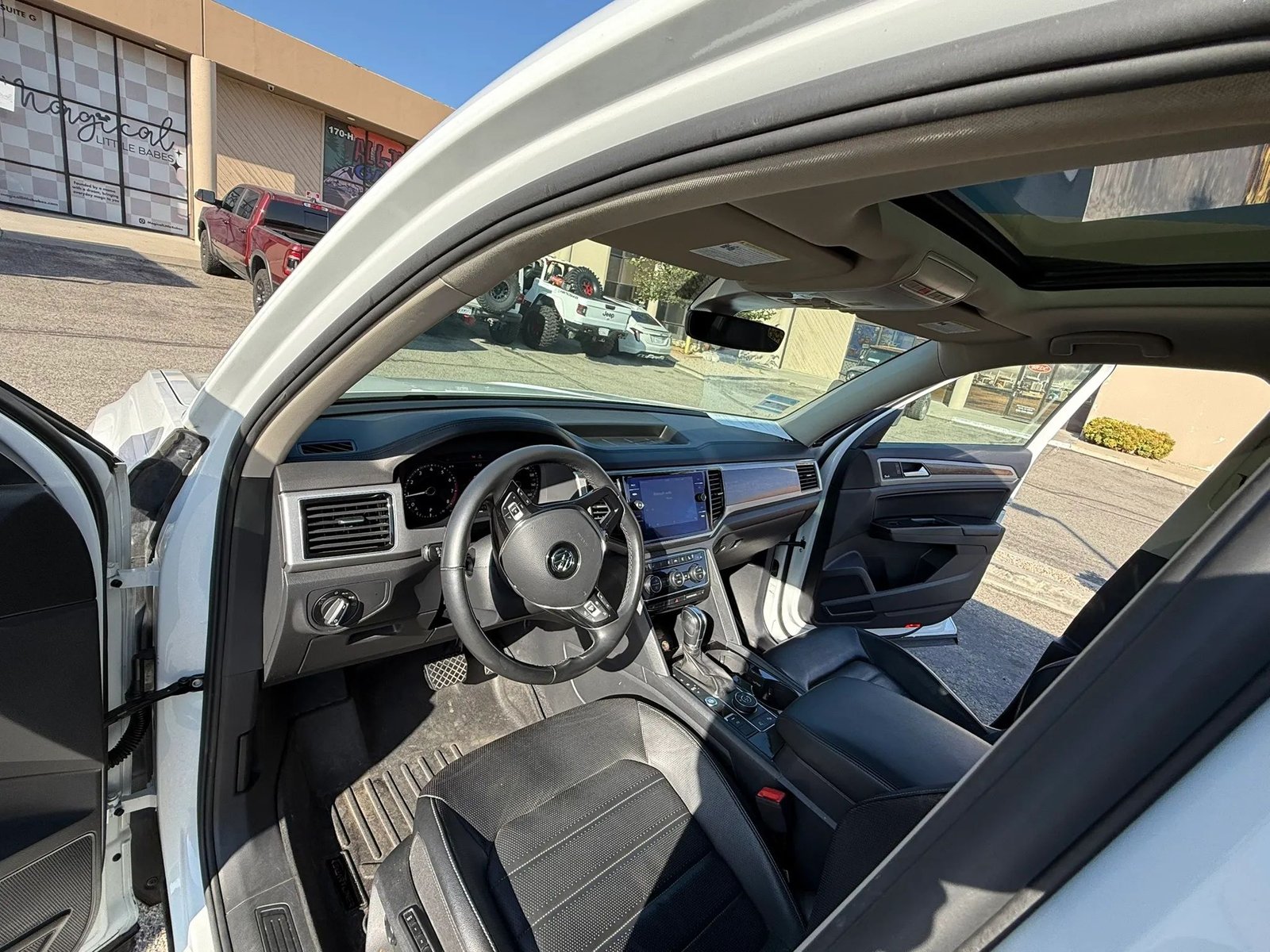 
								2019 Volkswagen Atlas SEL Premiuim 4Motion full									