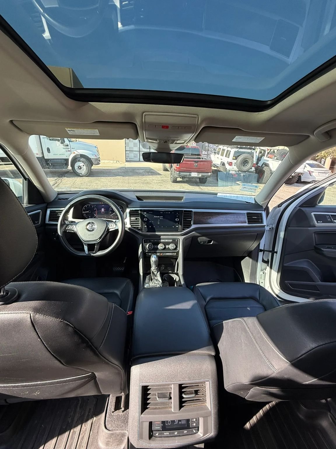 
								2019 Volkswagen Atlas SEL Premiuim 4Motion full									
