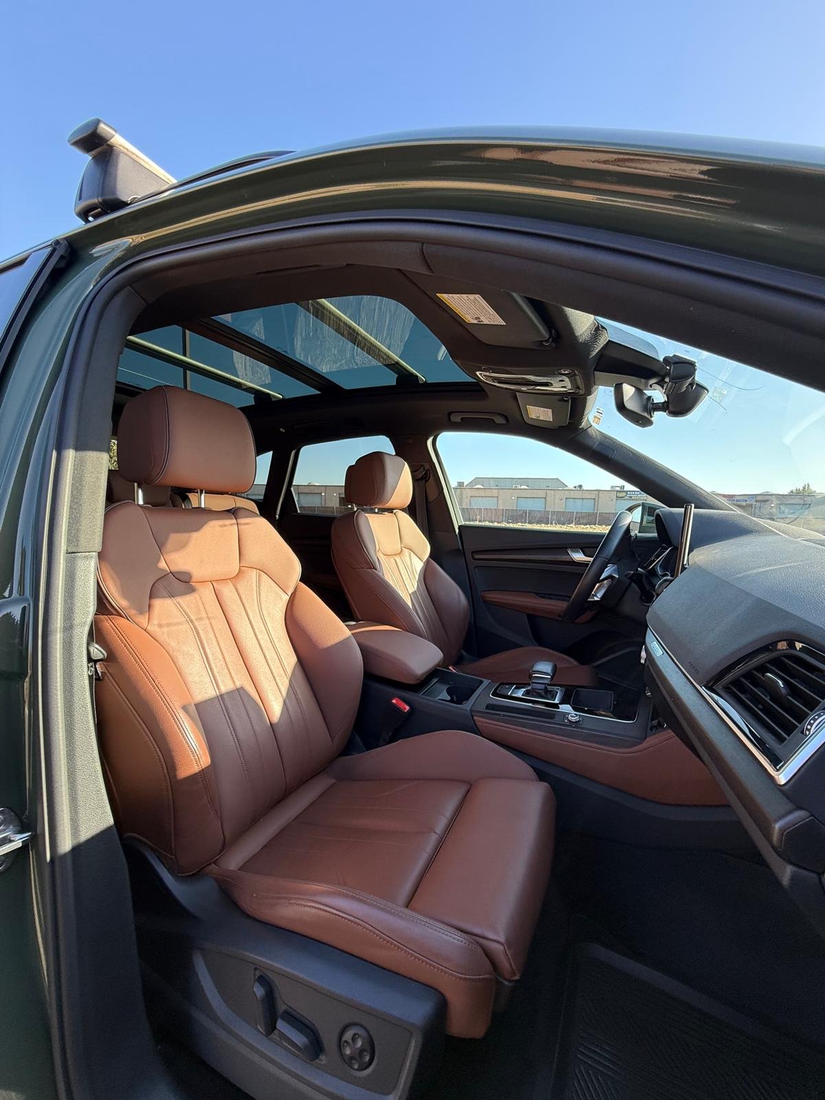 
								2023 Audi Q5 s-line Premium Plus 55 TFSI full									
